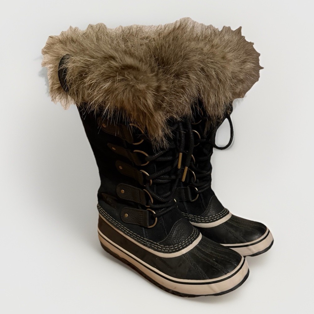 Sorel Joan of Arctic Waterproof Boots Black Fur Trim‎ Size 9